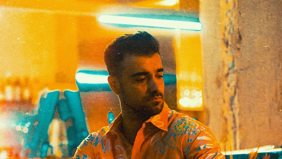 Liviu Teodorescu a lansat single-ul „Indiferența”. Reacția fanilor după ce au ascultat piesa: „Fără cuvinte️! Hai în trending”