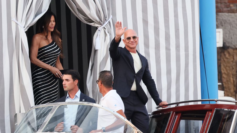 Opulență totală la nunta lui Jeff Bezos! Cadouri scumpe, meniuri rafinate și o cerere ieșită din comun