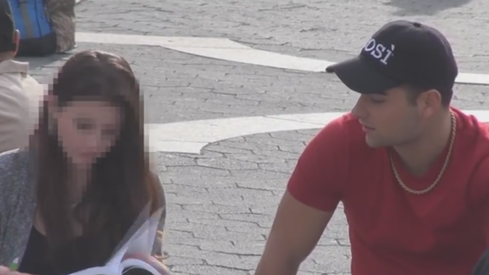 A descoperit cea mai buna metoda de agatat. Materialul video pe care 12 000 000 de curiosi l-au urmarit