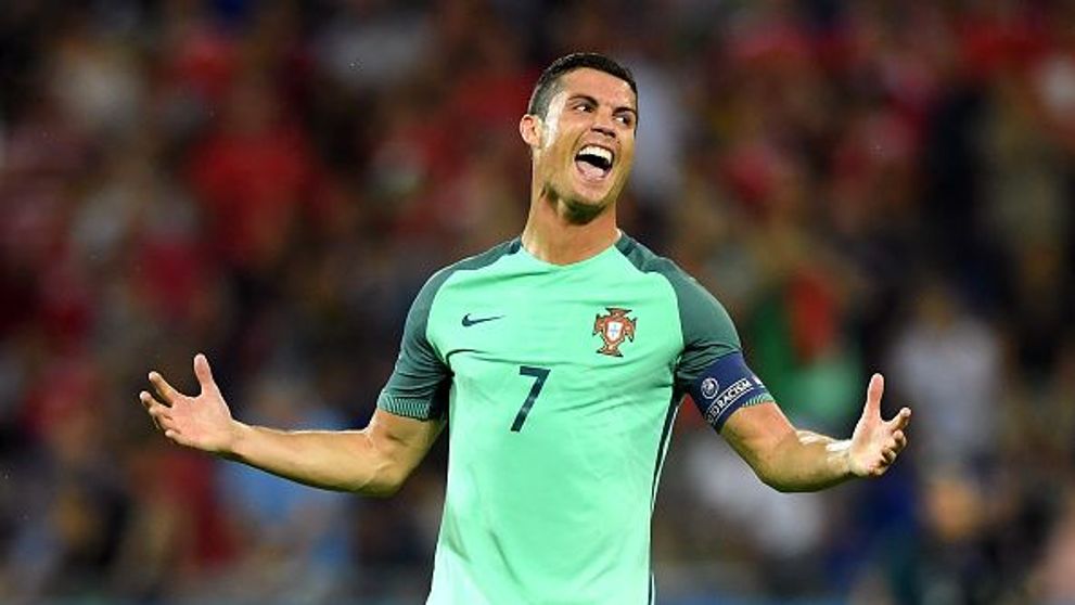 Cristiano Ronaldo, gest de suflet pentru tara sa. Ce a facut pentru un adapost de caini