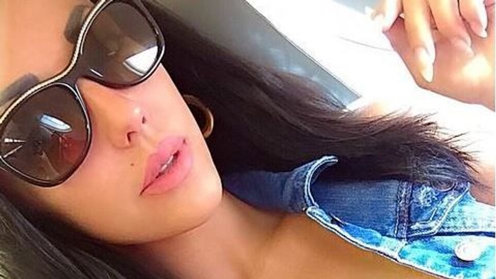 Vedeta din Romania care ii face concurenta lui Kim Kardashian. S-a fotografiat asa si a facut ravagii pe internet