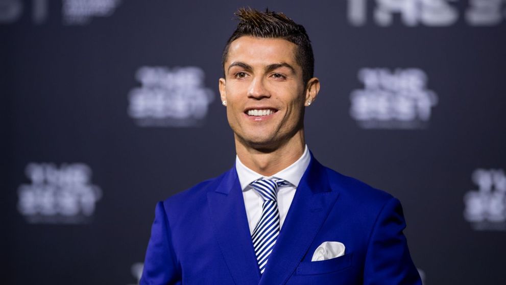 Cristiano Ronaldo, posesorul unei masini la care multi doar viseaza. Cat costa bolidul din garajul fotbalistului