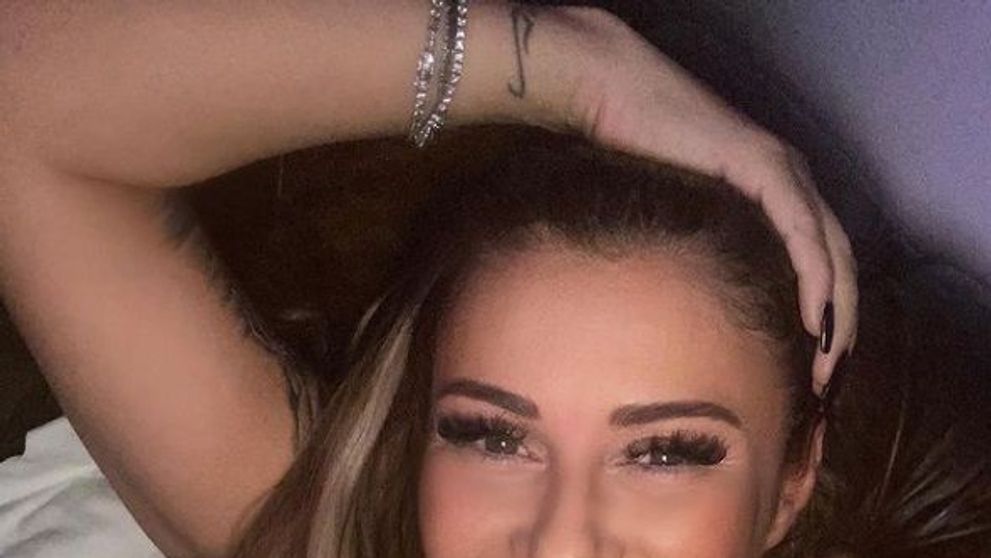 Anamaria Prodan, o nouă fotografie pe Instagram alături de Laurențiu Reghecampf: „Soțul perfect”