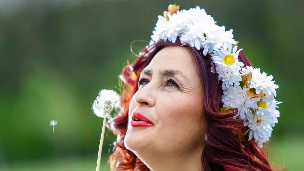 Rona Hartner intra in Ferma Vedetelor. Ce asteptari are
