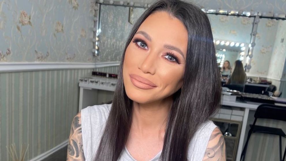 Roxana Vancea și-a etalat burtica de gravidă, în costum de baie. Cum arată vedeta însărcinată în 7 luni
