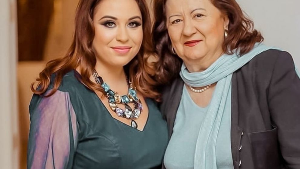 Oana Roman a primit un semn divin din partea Mioarei Roman. Fosta soție a lui Marius Elisei este convinsă că mama ei comunică din lumea de dincolo: „Datorită ei am reușit”