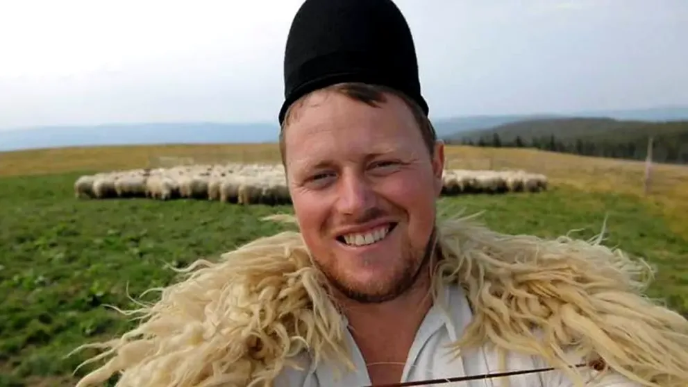 Era cel mai cunoscut cioban, prezentat inclusiv de BBC în Europa. Ce mai face Ghiță Ciobanul la 41 de ani, împliniți de curând