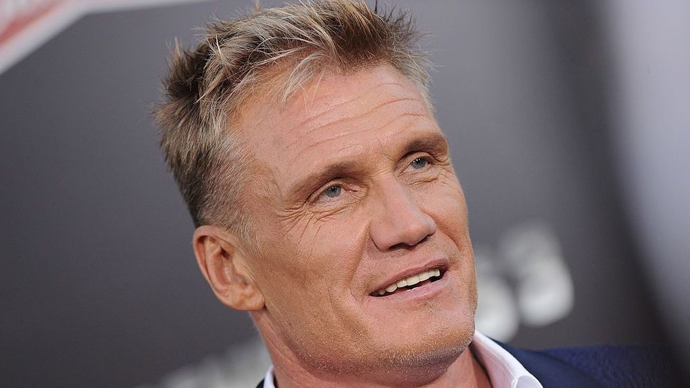 ”Care este iubita dintre ele?”. Dolph Lundgren, la masă alături de logodnica sa și cele două fete