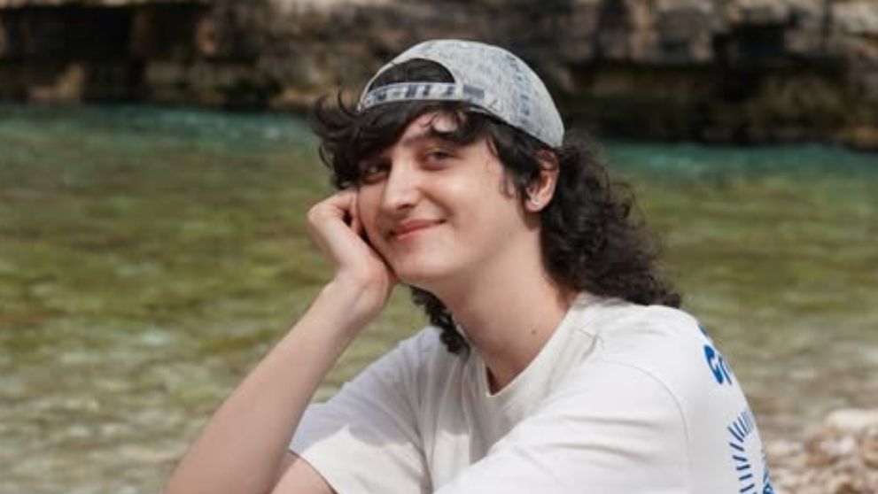 Cine este Vlad Neamțu, influencer-ul care a vrut să se facă preot, dar a ajuns să câștige 2.000 de euro din online: „Am început să fiu clovn”