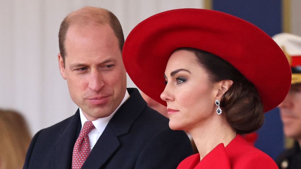 Prințul William o „părăsește” pe Kate Middleton după ce a fost diagnosticată cu cancer! Cuplul regal, luat în vizor de presa internațională: „Arată diabolic”