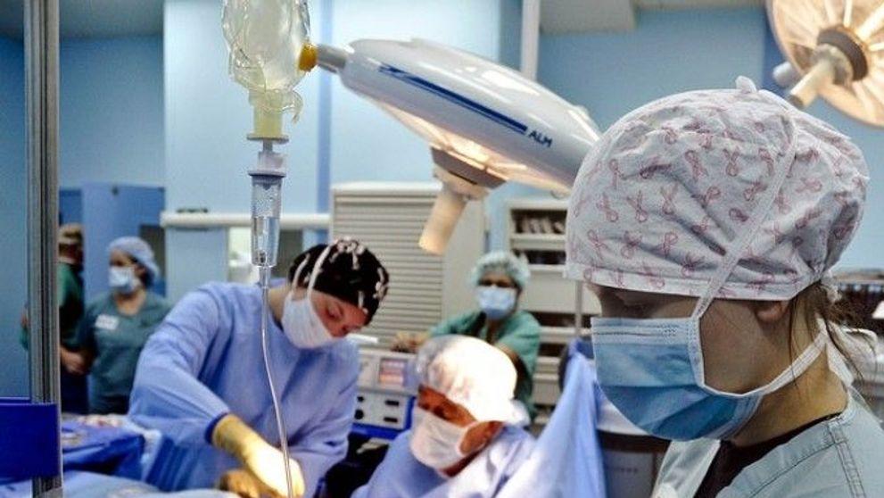 Statul finanțează doar una din trei operații cardiovasculare. România, campioană în Europa la decese