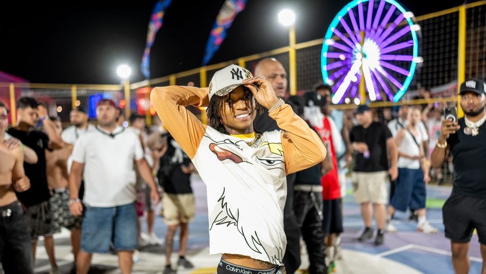 Ziua 0 la Beach, Please! 2025: Un început epic, cu apariții surpriză ale lui Swae Lee și Young Thug. Artiștii au trăit experiența Beach, Please! și le-a plăcut la nebunie