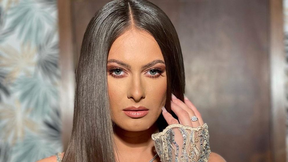 Raluka, imagini inedite din vacanță! Artista se bronzează pe plajele din Mexic