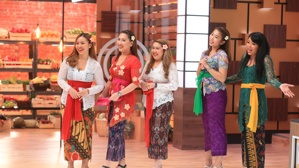 Asiaticele din Bali au venit în bucătăria MasterChef, iar concurenții nu s-au putut concentra