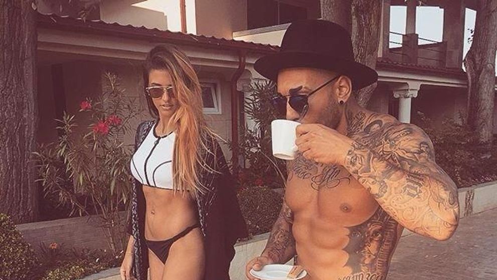 Abdomen de fier dupa doua nasteri. Cum arata corpul Antoniei in cele mai noi imagini needitate