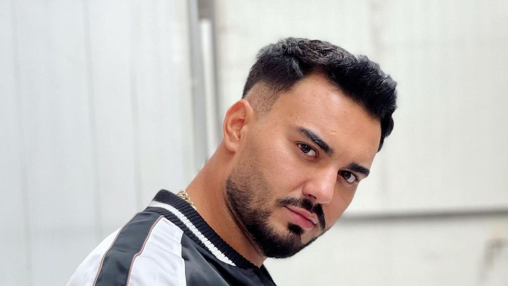 Jador, fotografie rară din copilărie! Cum arăta artistul