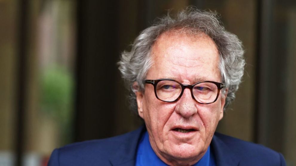Geoffrey Rush nu este „prădător sexual”. Actorul a obținut despăgubiri uriașe în instanță