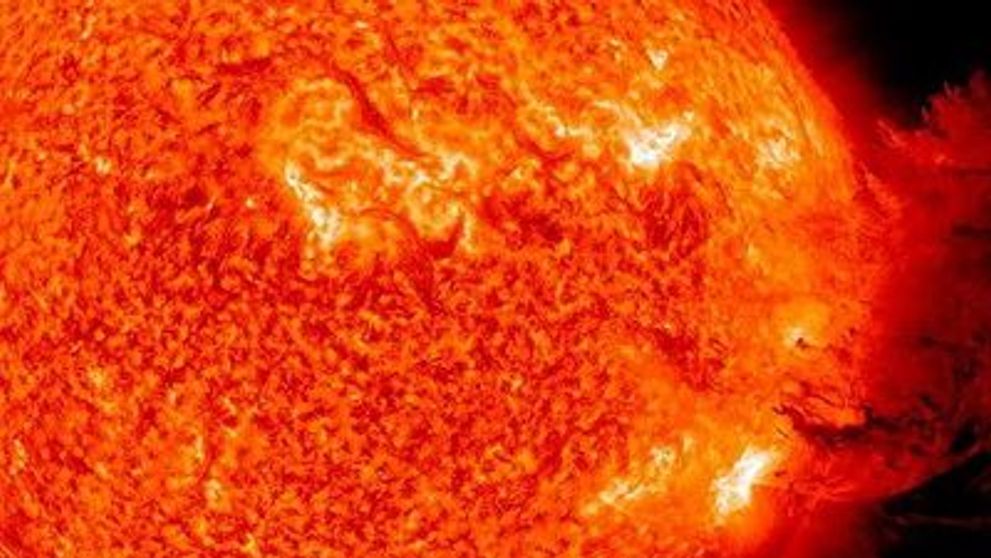 NASA avertizeaza! Explozia solara = perturbari ale campului magnetic al Pamantului  