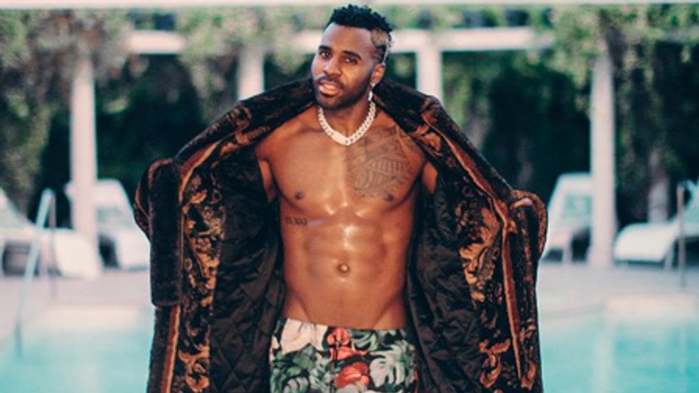 Imaginea cu Jason Derulo în slip, care a creat isterie pe internet. Ce i-a uluit pe fanii cântărețului