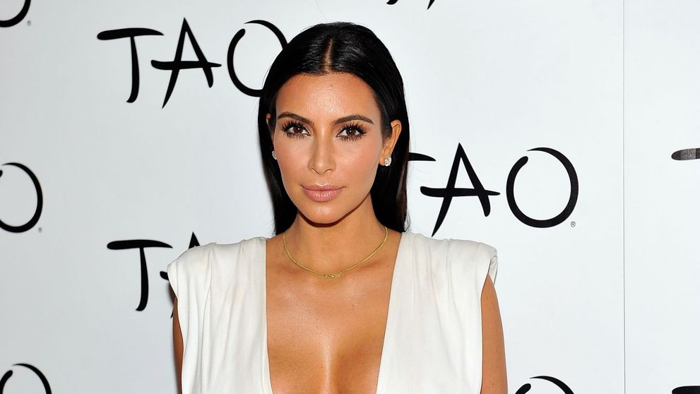 Cei mai neobisnuiti pantofi pe care i-a purtat Kim Kardashian pana acum. Cum a aparut in public