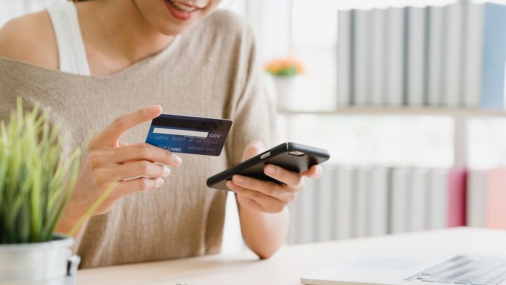 (P) Comerțul electronic se confruntă cu o maturizare accelerată pe timpul pandemiei