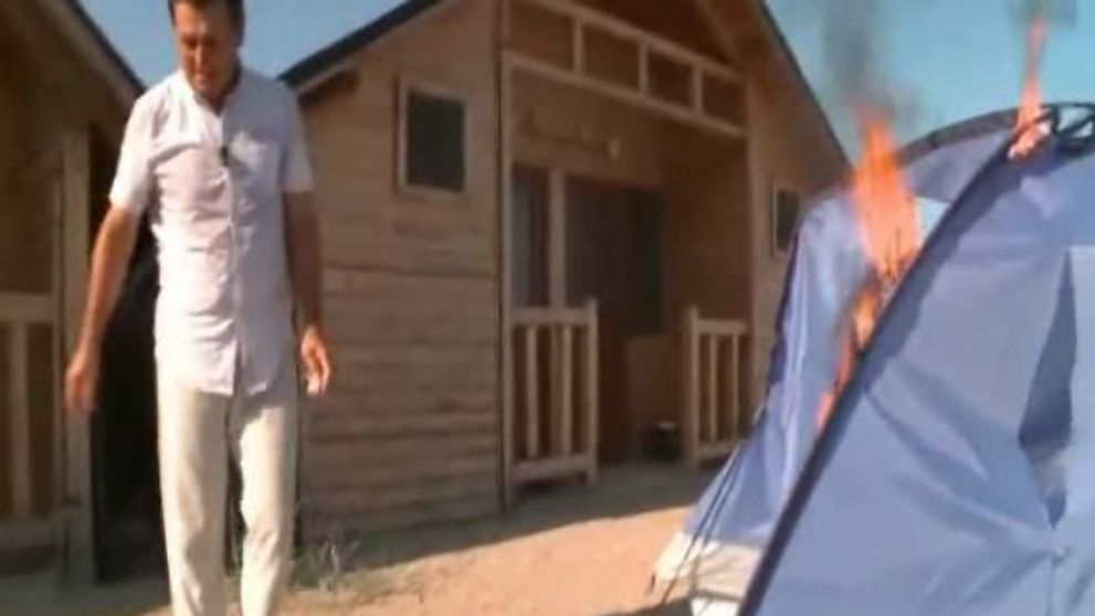 Liviu Varciu si Nea Marin, doi piromani. Vezi ce lucruri au luat foc la 