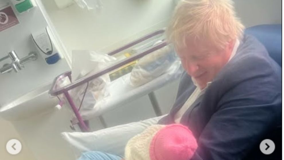 Boris Johnson şi soţia sa, părinţi pentru a patra oară. Este al nouălea copil al fostului premier britanic FOTO