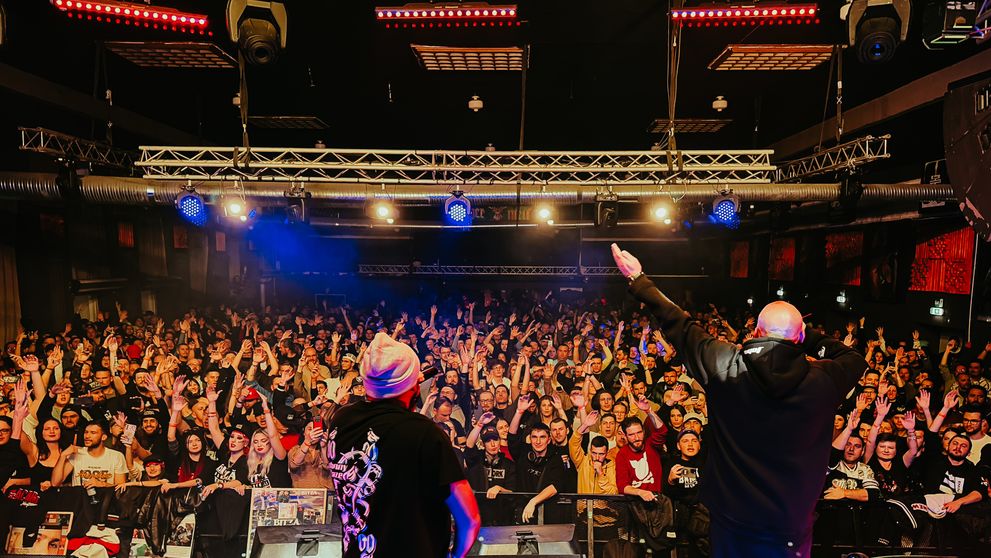 Concert de neuitat la Quantic: Bitza sărbătorește 20 de ani de 'Sevraj' și primește Discul de Platină