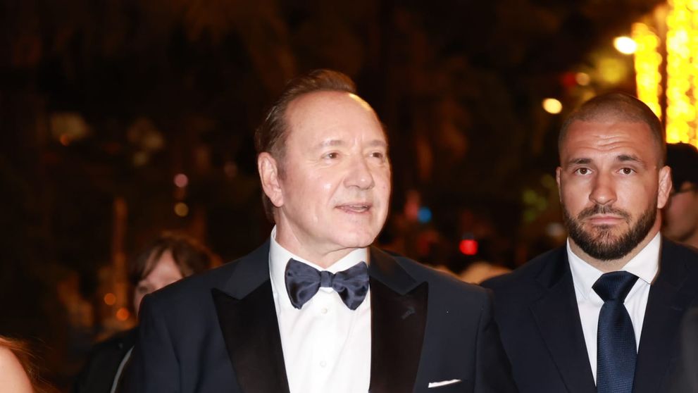 Trei români se află în spatele securității unora dintre cele mai mari vedete internaționale. Kevin Spacey, protejatul lor la Festivalul de Film de la Cannes