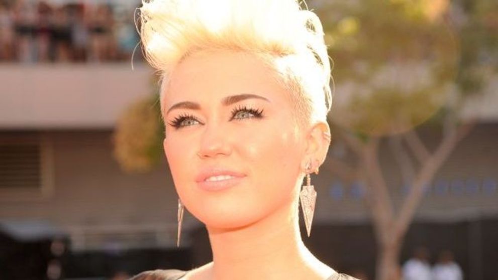 Miley Cyrus, o aparitie mai mult decat sexy in 