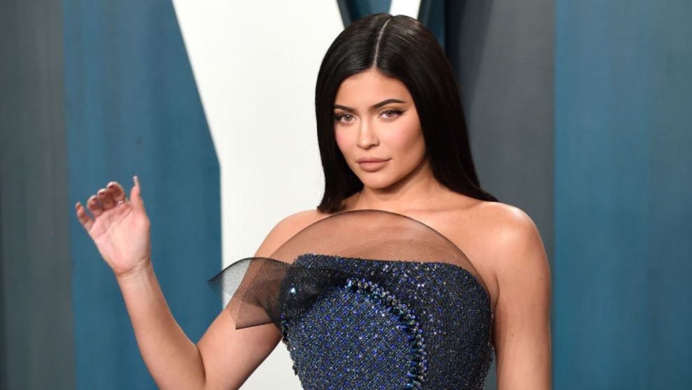 Staruri precum Kylie Jenner îi fac pe politicieni să pocnească de invidie cu popularitatea lor