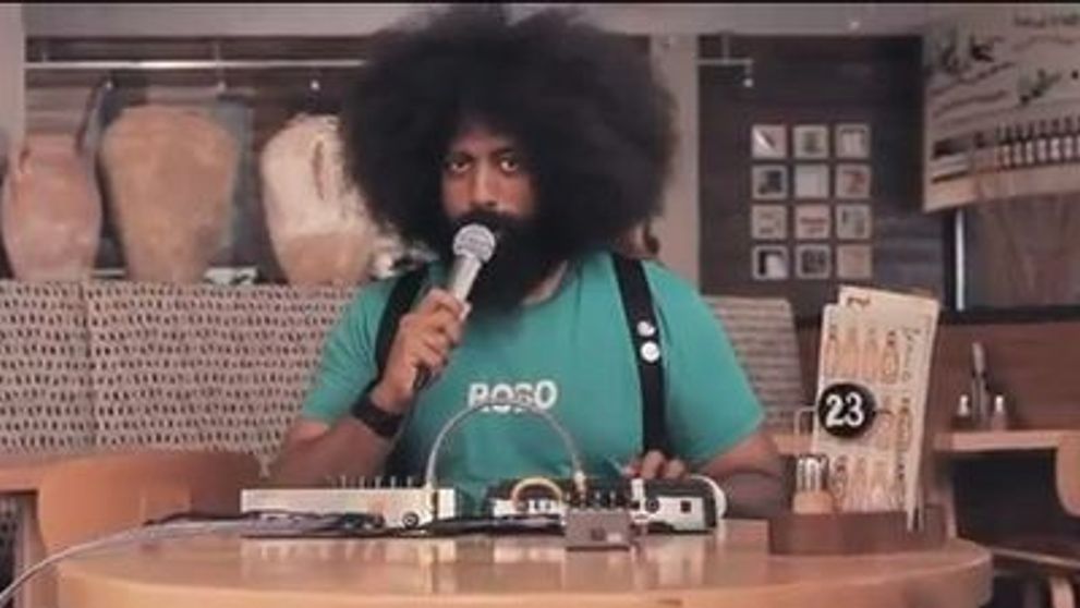 Face beatbox mai tare decat Cosmin Agache. Vezi o super reclama!