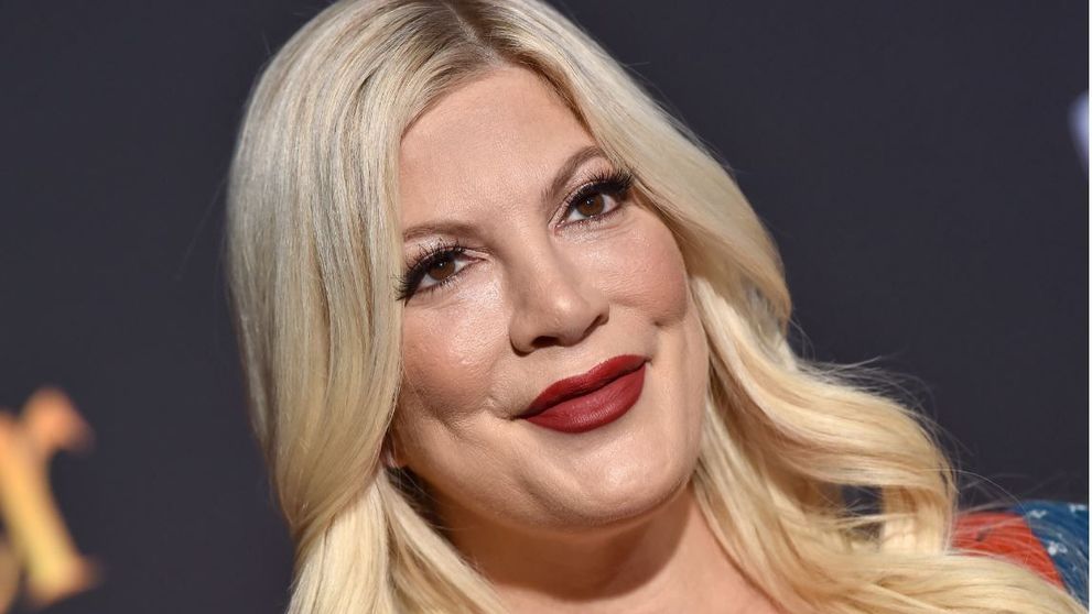 Tori Spelling a împlinit 50 de ani. Cum arată acum Donna din ”Beverly Hills 90210”