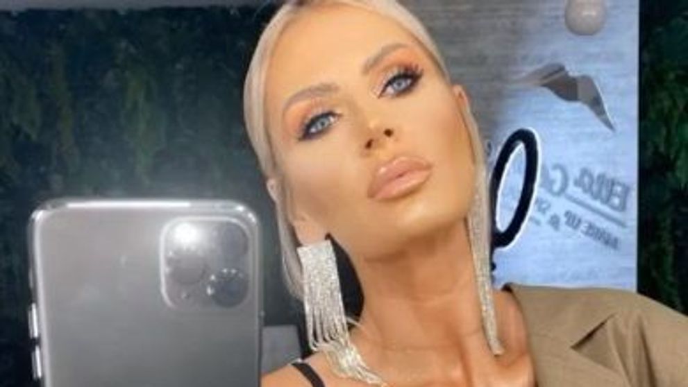 Andreea Bănică, într-o ținută controversată care a împărțit fanii în două tabere