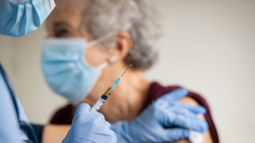 Previziune sumbră a unui medic: „Cei care vor muri în valul patru de COVID sunt cei care refuză vaccinarea”