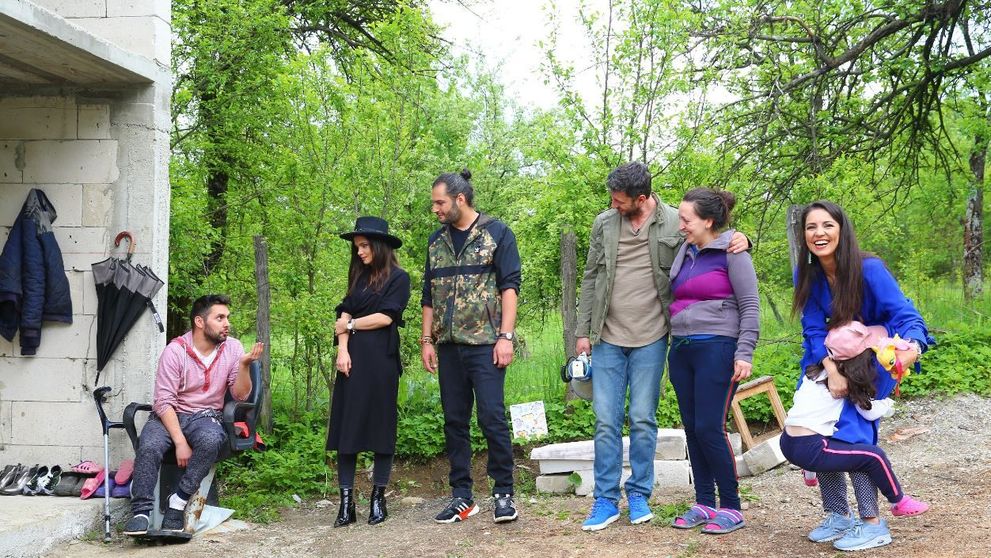 Echipa Visuri la cheie renovează casa unor oameni al căror destin a fost deturnat de o boală cumplită