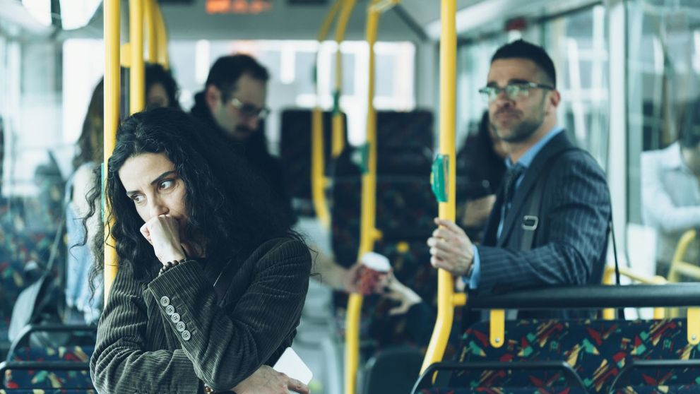 Într-un tramvai din Bucureşti se va citi şi asculta poezie