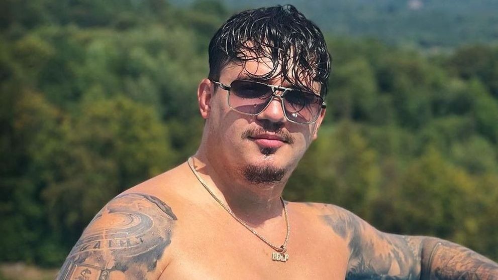 Ce a făcut Bogdan de la Ploiești în timpul unui concert, când a văzut că doi petrecăreți s-au luat la bătaie. Gestul artistului i-a lăsat pe toți mască: „Te rog eu mult”