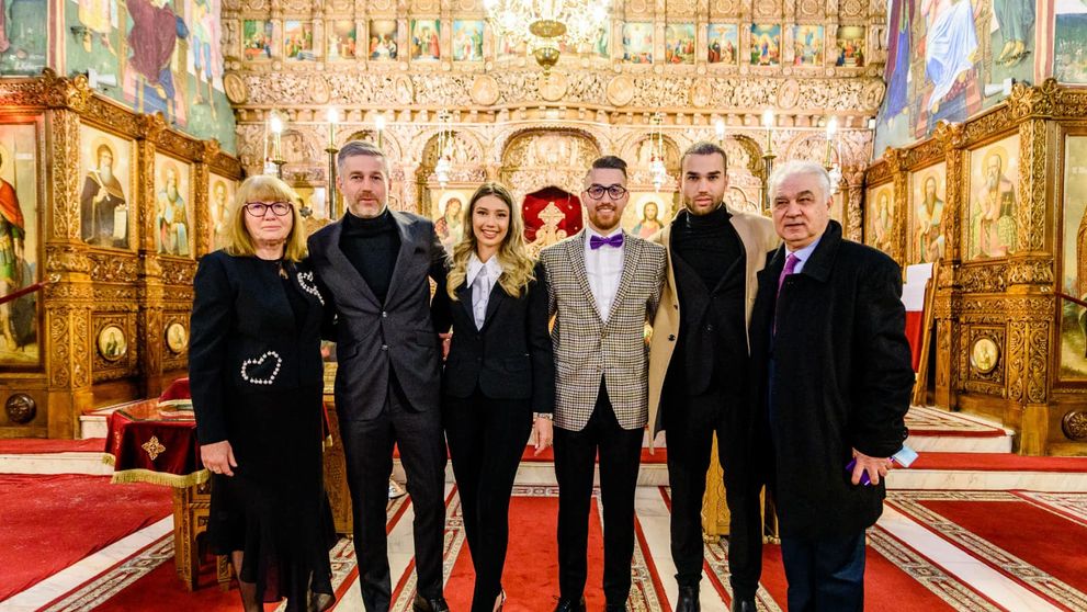 Familia lui Edi Iordănescu s-a mărit. Soția lui Andrei Iordănescu a născut a treia oară. Numele special pe care Oana și soțul ei l-au ales: „Drumul se pare că duce către o echipă de fotbal”