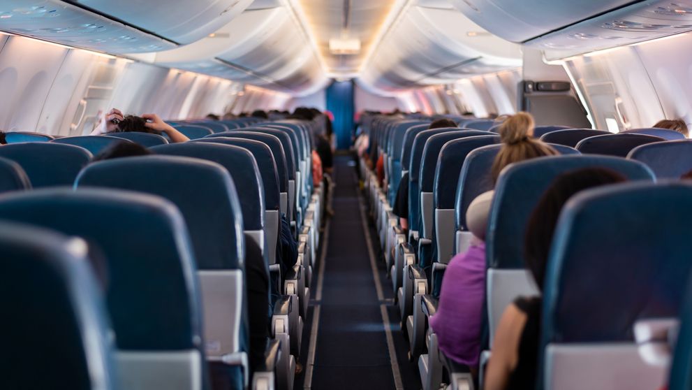 Schimbare majoră la zborurile cu avionul din 1 octombrie: obiectul interzis în bagaj