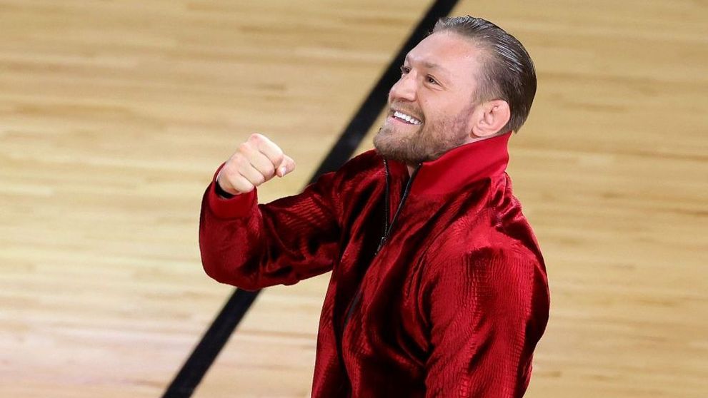 Conor McGregor a băgat în spital mascota echipei de baschet Miami Heat | VIDEO