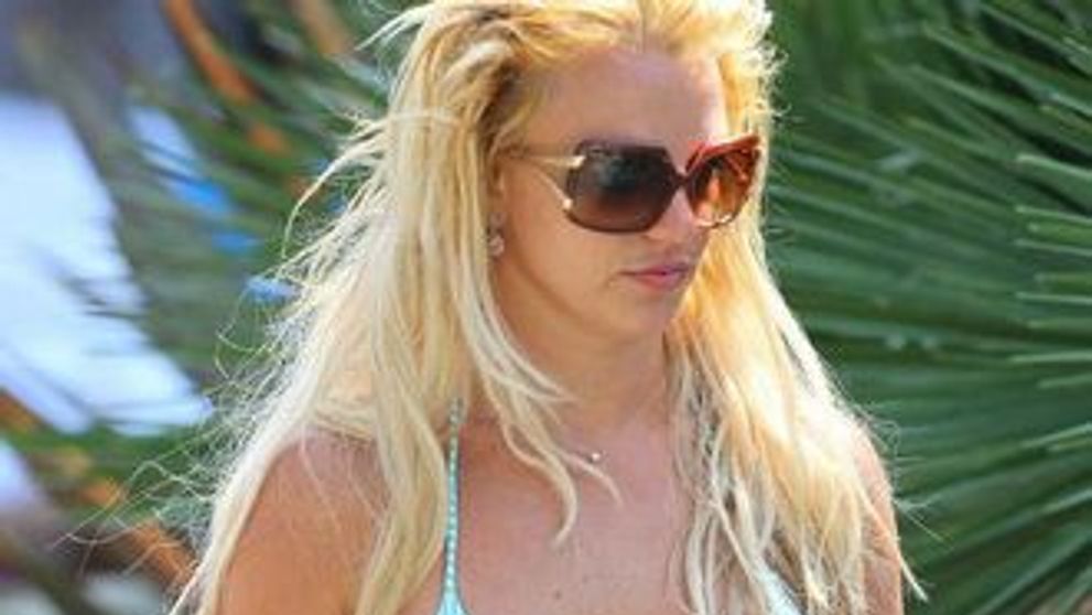 Britney Spears vrea sa se lase de fumat!