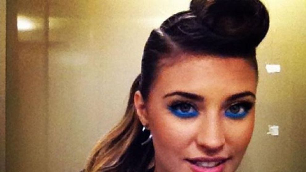 Antonia nu a vrut sa cante cu Alex Velea, ci cu EL. Clipul de 100.000 de click-uri in 24 de ore