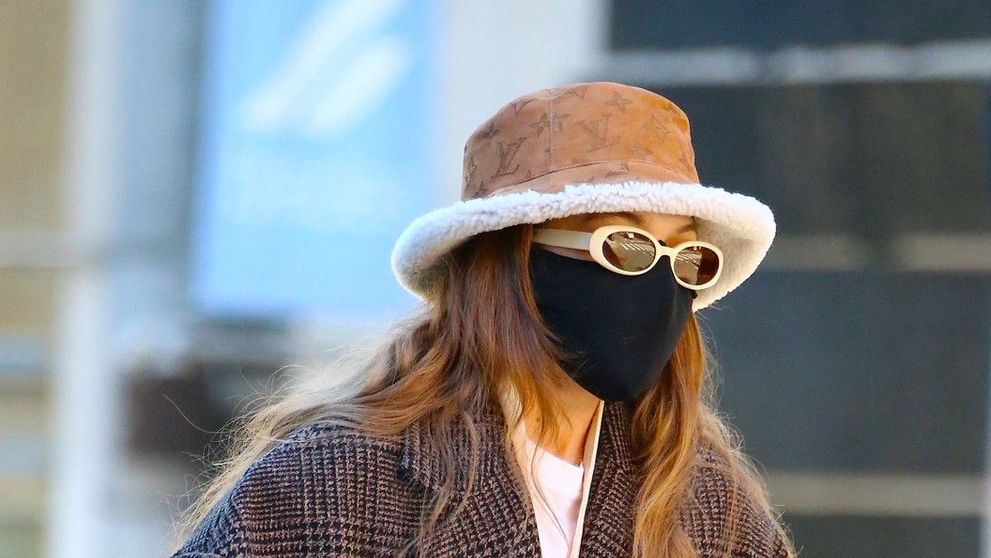 Gigi Hadid, fotografiată pe străzile din New York alături de fetița ei. Detaliul cu care a atras atenția