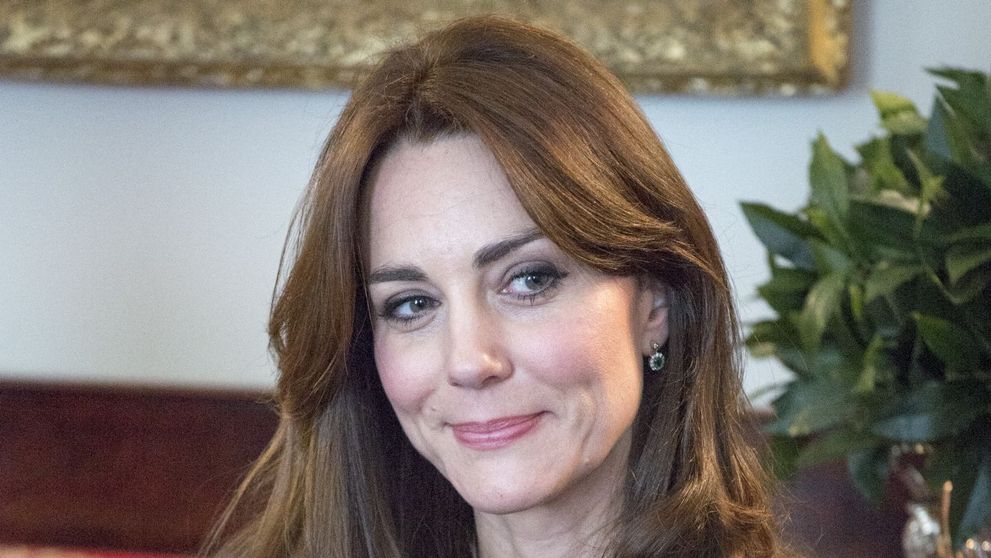 Toate admiratoarele vor dori sa o copieze. Tehnica inedita la care apeleaza Kate Middleton pentru a avea par perfect