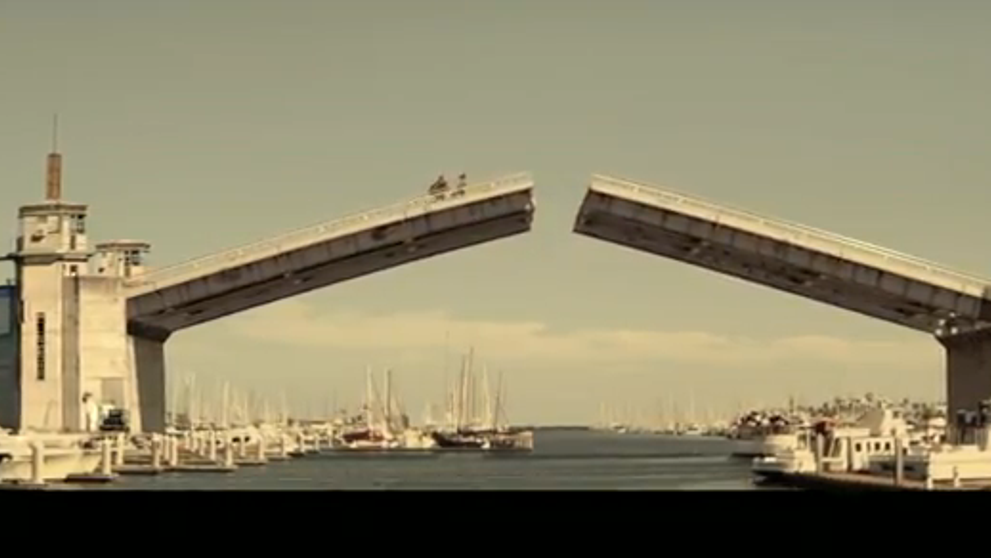 E una dintre cele mai inspirate reclame la bere, dar are o greseala de montaj! VIDEO