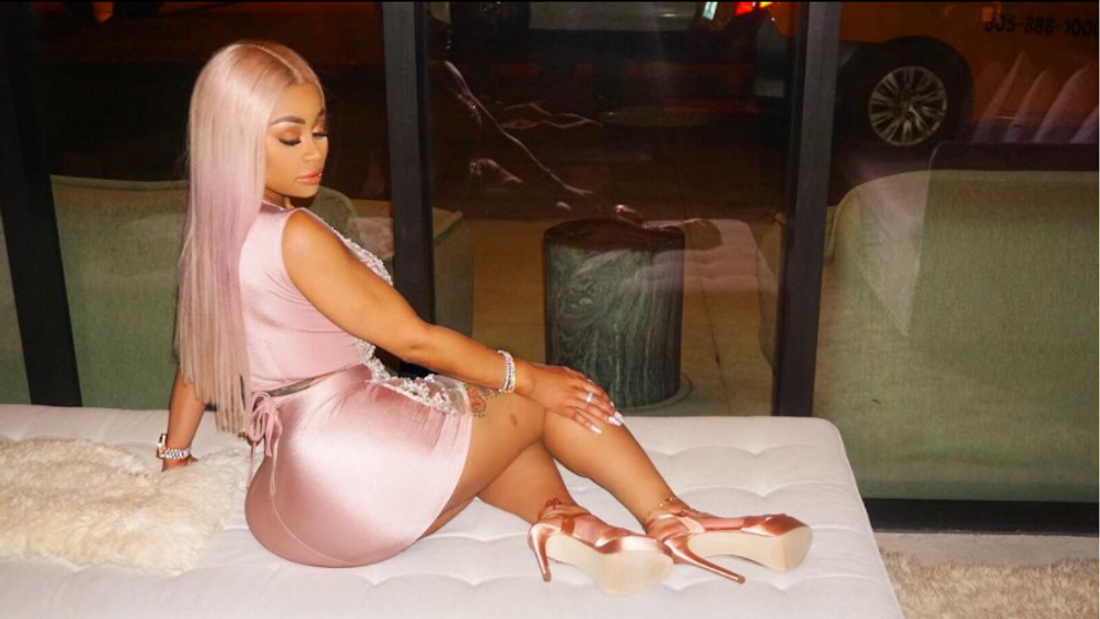 Barbatii sunt topiti dupa corpul ei, desi femeile o considera neatragatoare. Cum a fost surprinsa Blac Chyna
