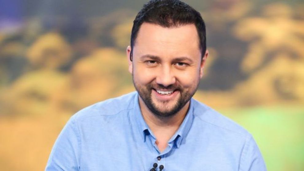 O imagine cat 1000 de cuvinte. Cu cine s-a fotografiat Catalin Maruta si ce mesaj a avut pentru mame, de 8 martie