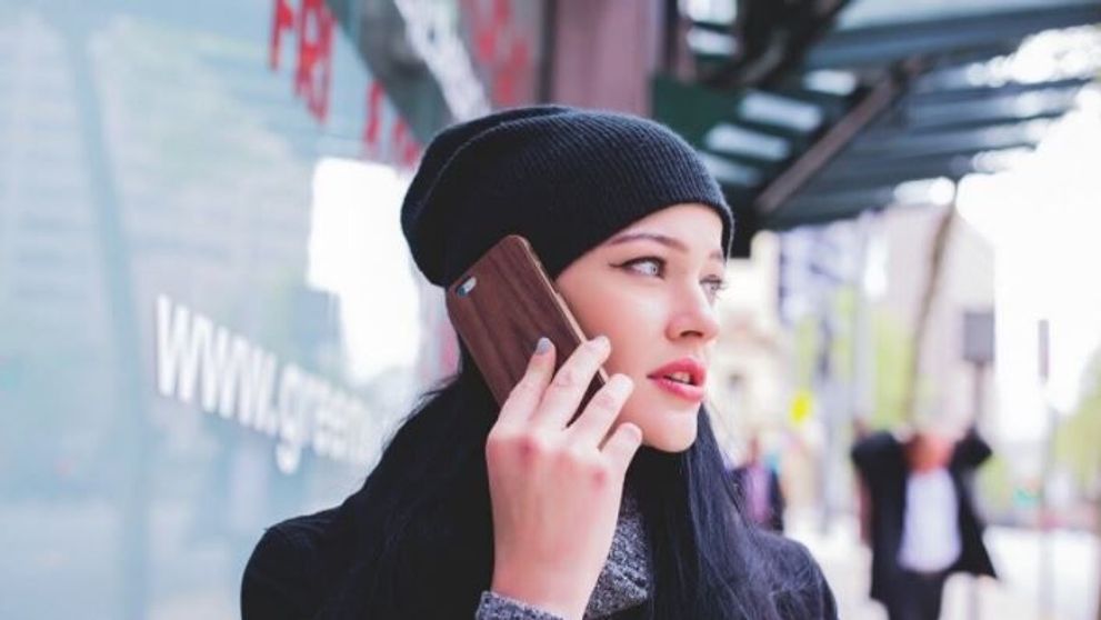 (P) Telefon nou sau unul second-hand pentru copii? Iată care este principala dilemă a părinților!