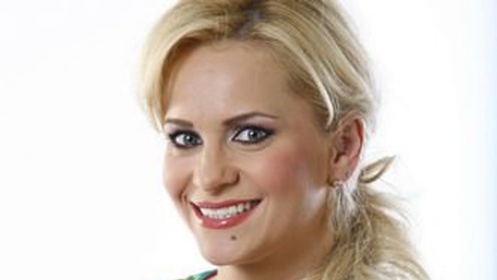 Paula Chirila este mamica